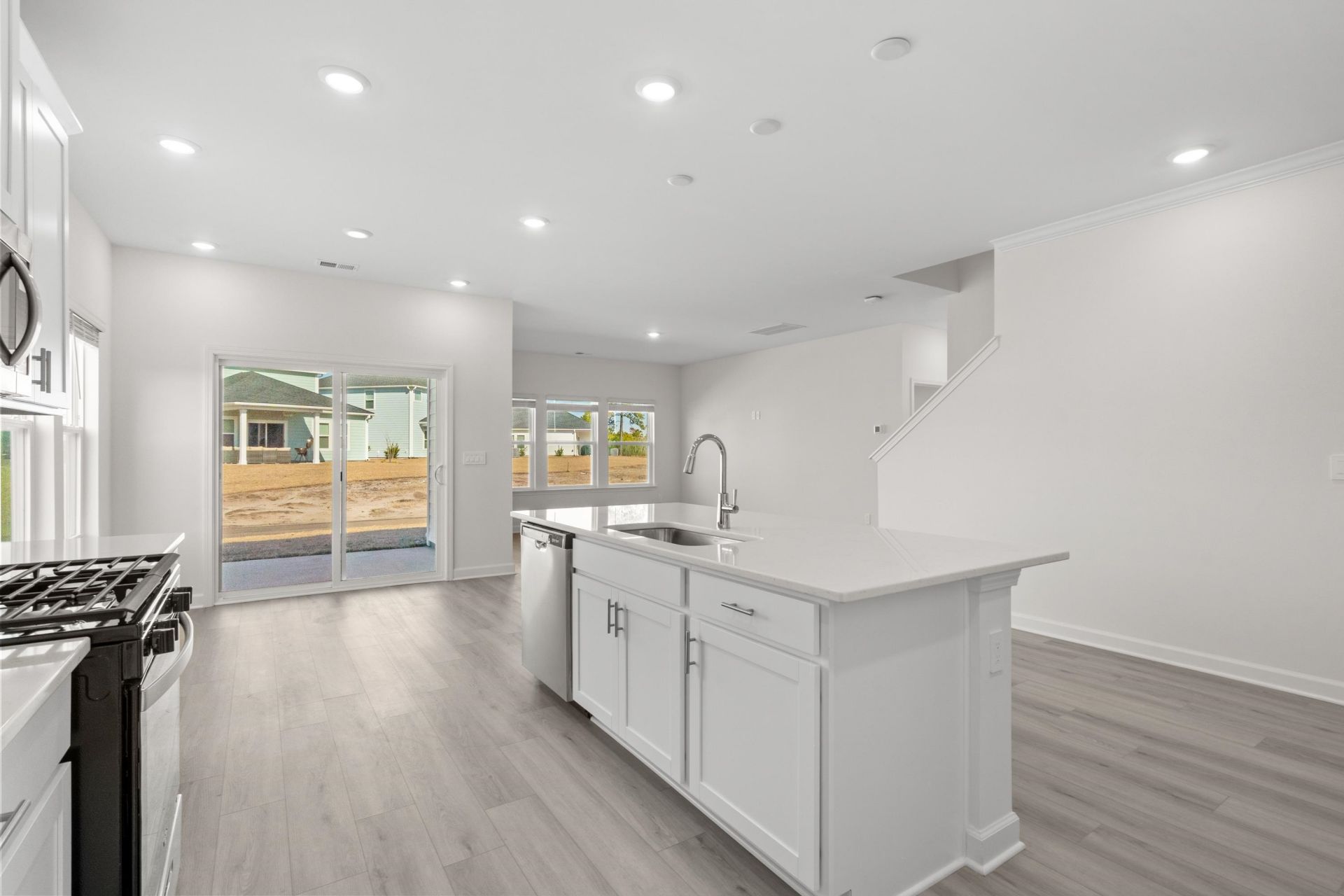 995 Lauryn Oak Loop Photo 18