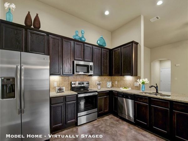 1128 Stanley WAY , Seguin, TX 78155