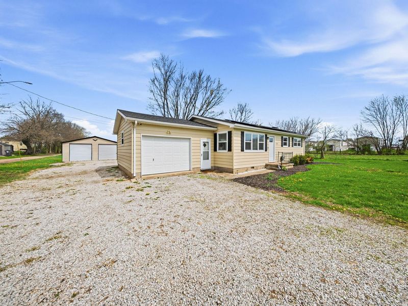 9891 Shepherd Road, Lockbourne, OH 43137 Photo 3