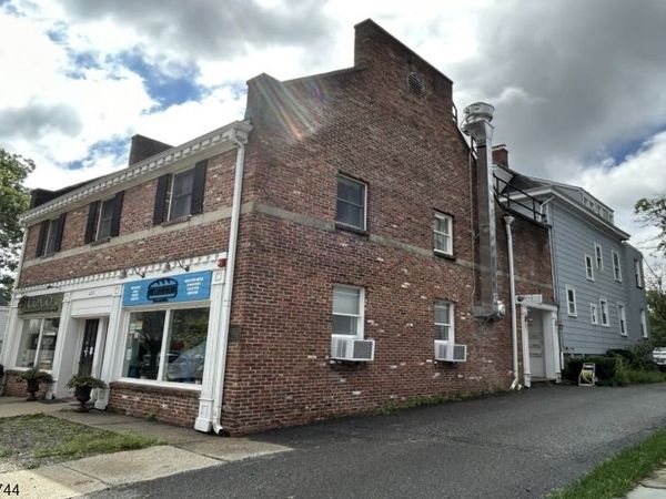 206 Bellevue Ave, Montclair, NJ 07043