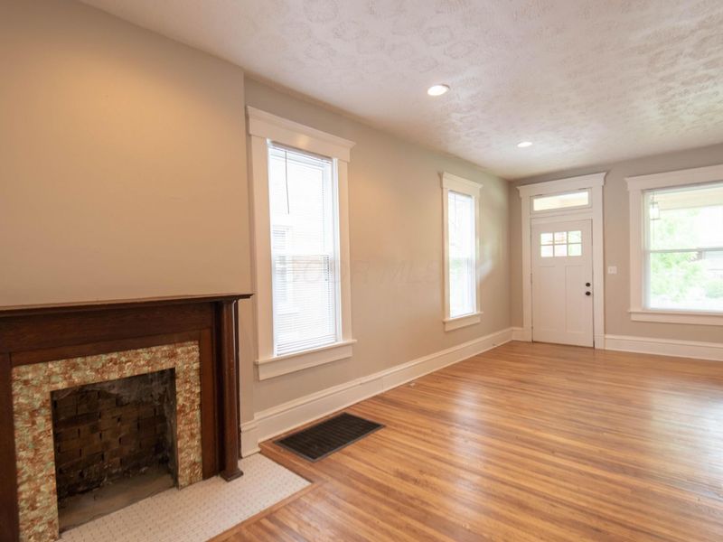 378-380 Stoddart Avenue, Columbus, OH 43205 Photo 3