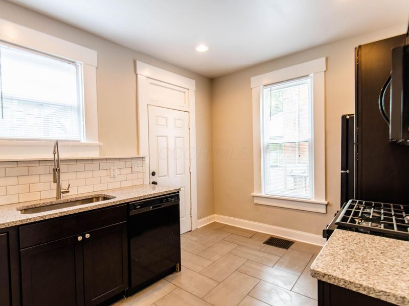 378-380 Stoddart Avenue, Columbus, OH 43205 Photo 6