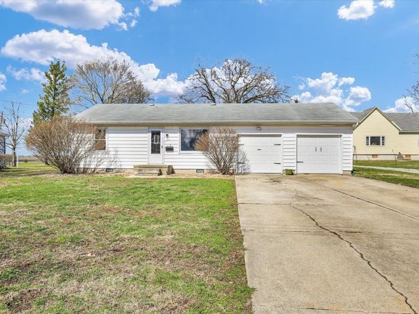 341 W Spruce Street , Paxton, IL 60957