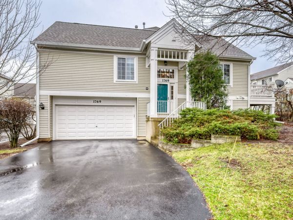 1769 Concord Drive , Glendale Heights, IL 60139