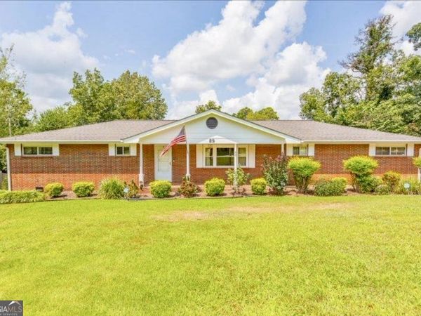89 W Highland Drive, Ringgold, GA 30736