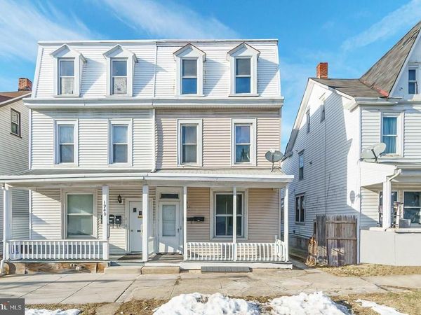 1942 NORTH STREET , HARRISBURG, PA 17103