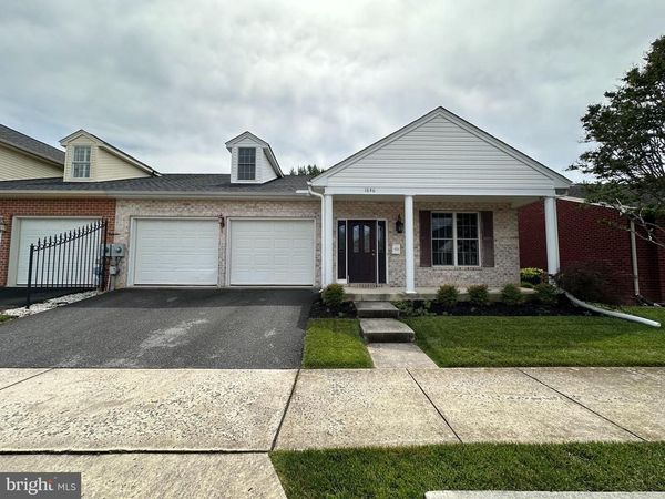 1846 MERIDIAN DRIVE, HAGERSTOWN, MD 21742
