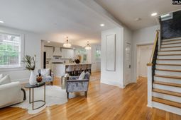 1731 Maplewood Drive photo 4