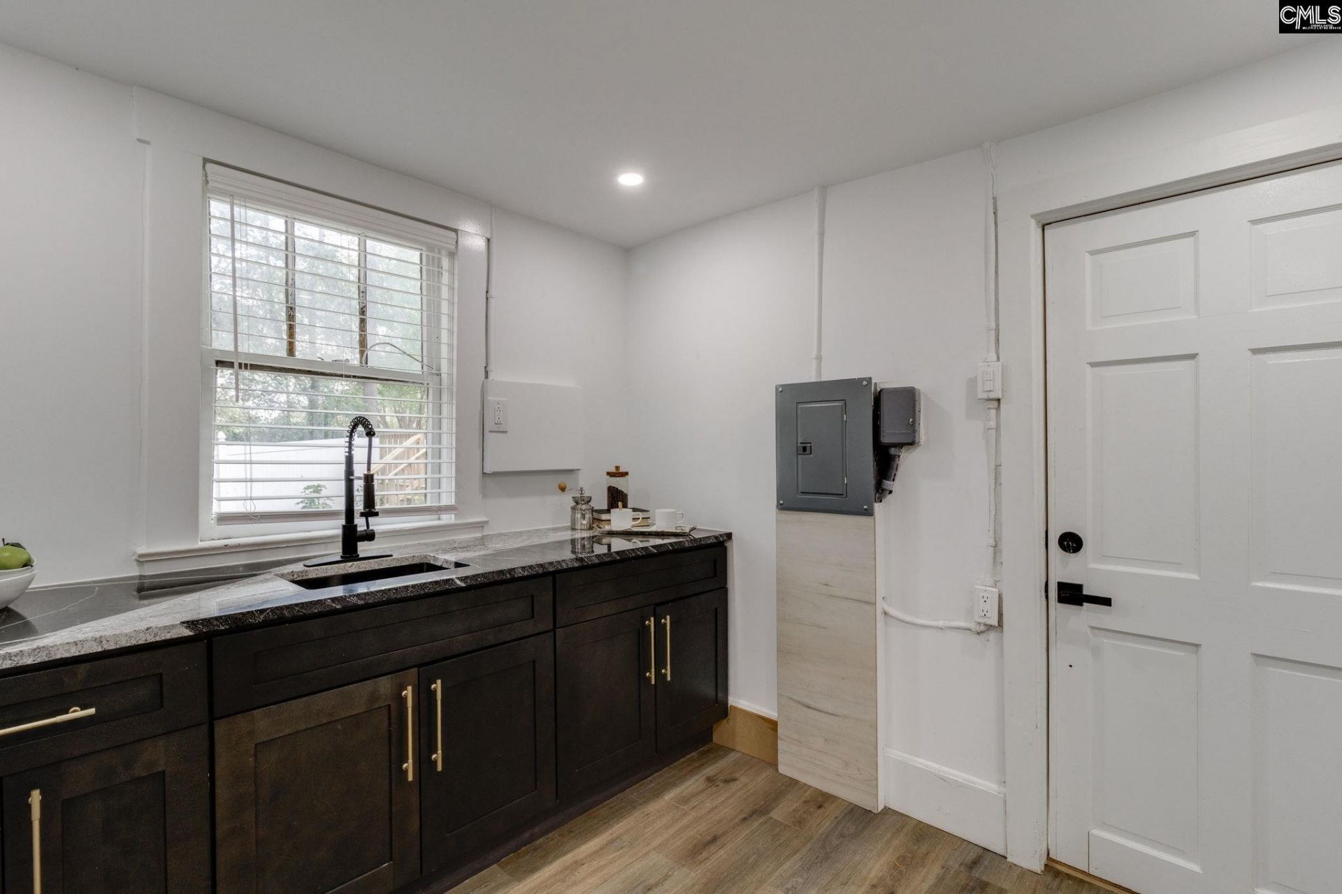 1731 Maplewood Drive Photo 58