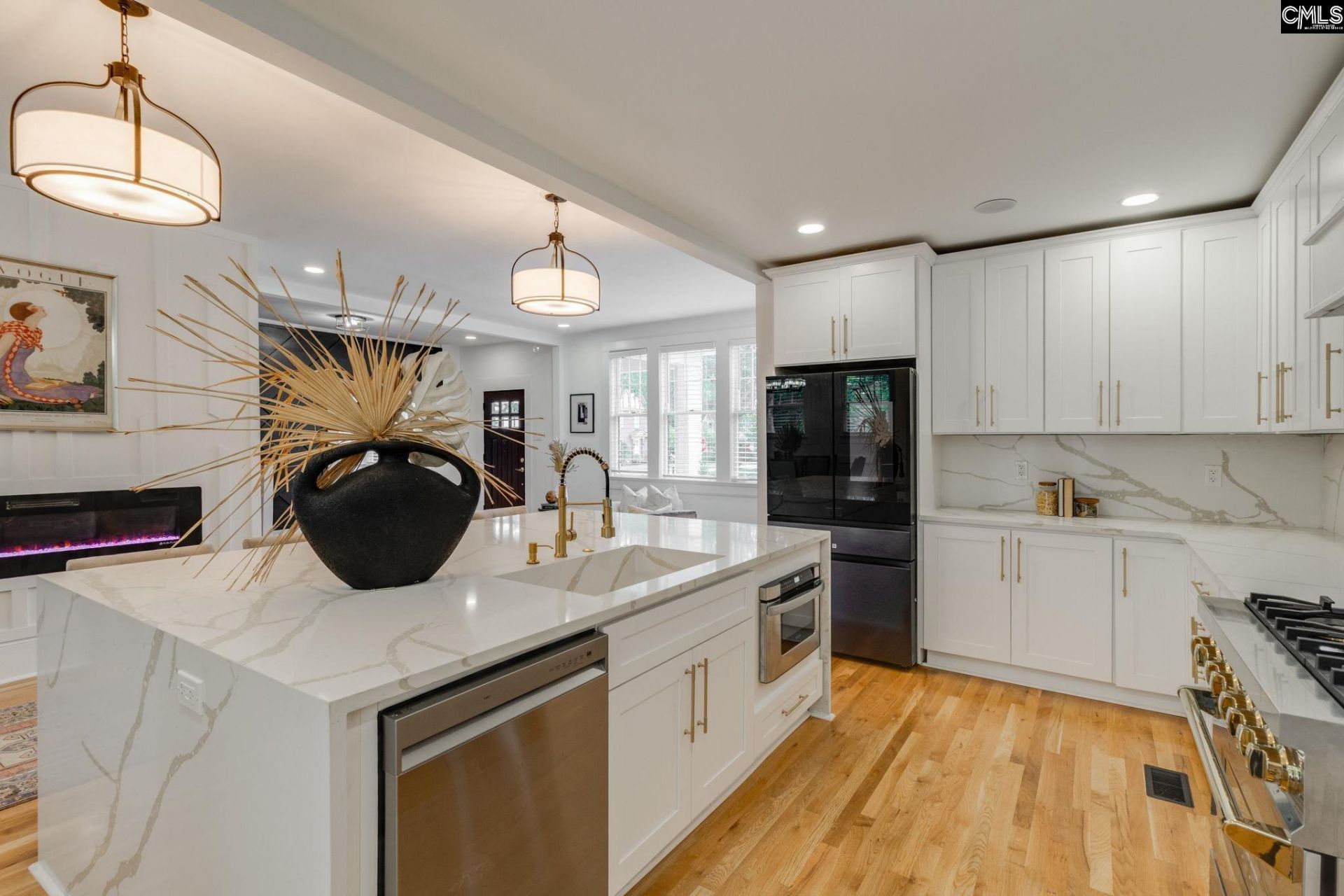 1731 Maplewood Drive Photo 8