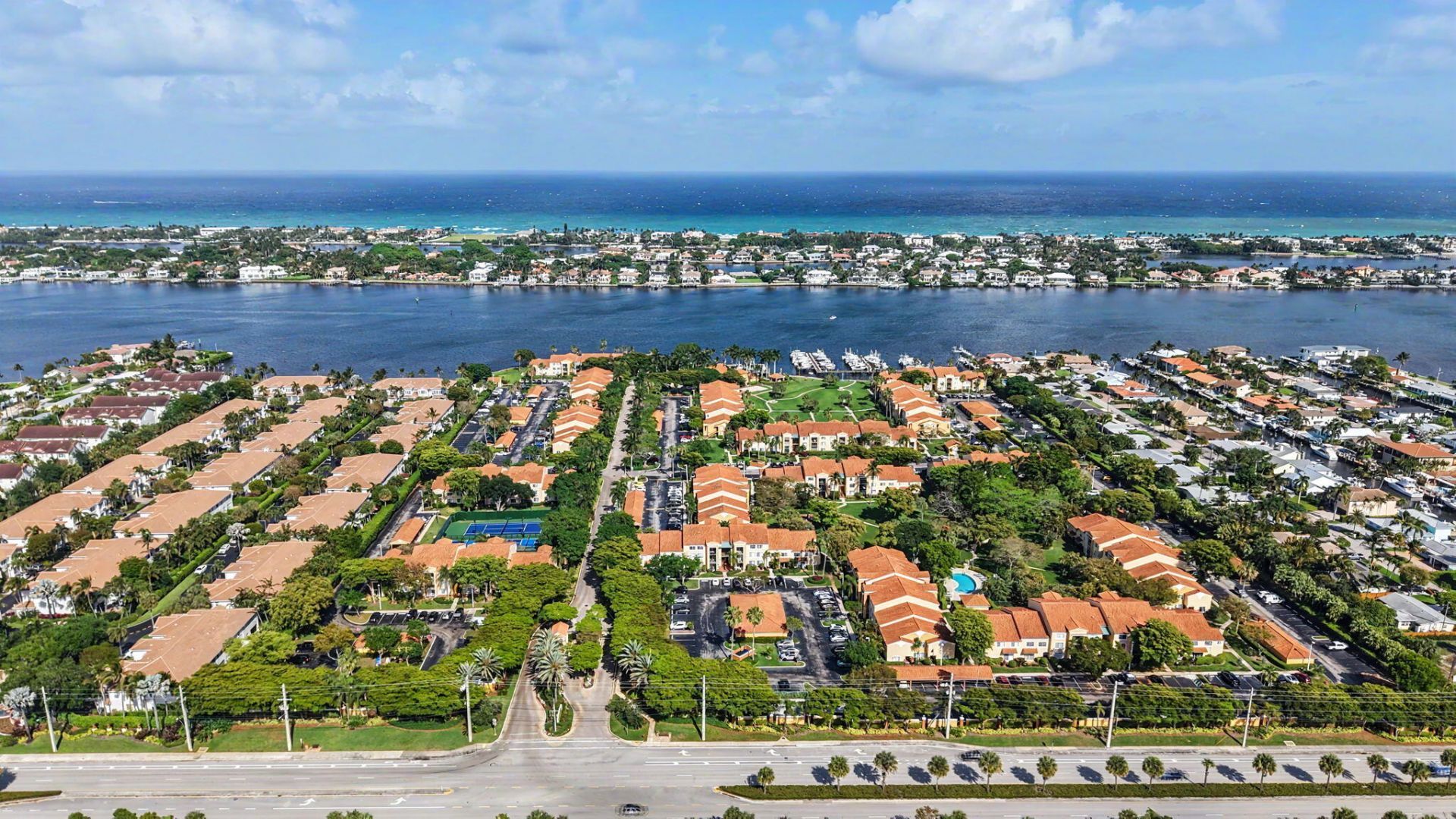 180 Yacht Club Way, Unit 309, Hypoluxo, FL 33462 Photo