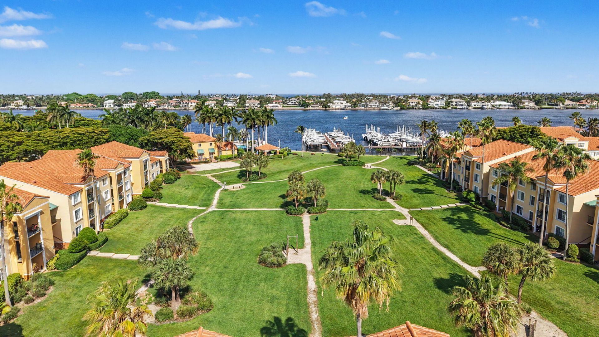 180 Yacht Club Way, Unit 309, Hypoluxo, FL 33462 Photo