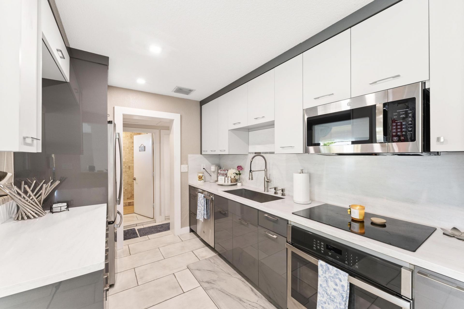 6411 Lake Clarke Drive, Lake Clarke Shores, FL 33406 Photo