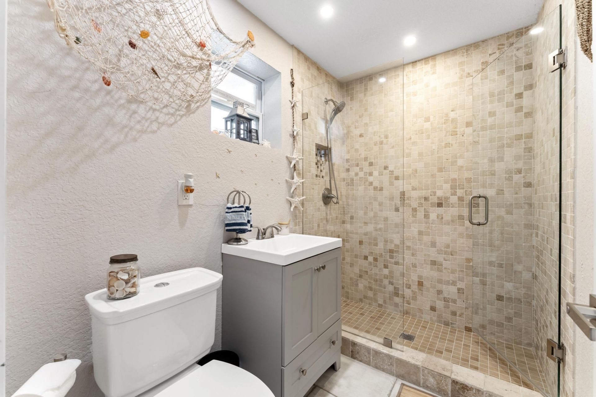 6411 Lake Clarke Drive, Lake Clarke Shores, FL 33406 Photo