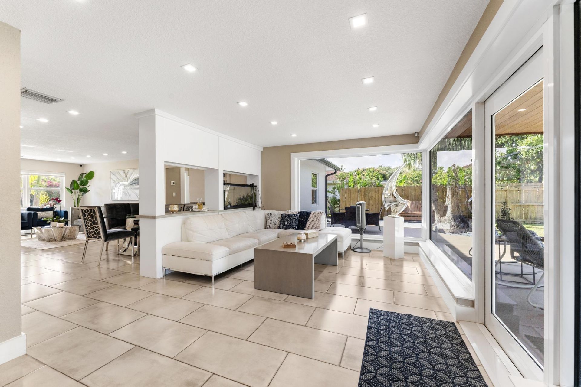 6411 Lake Clarke Drive, Lake Clarke Shores, FL 33406 Photo