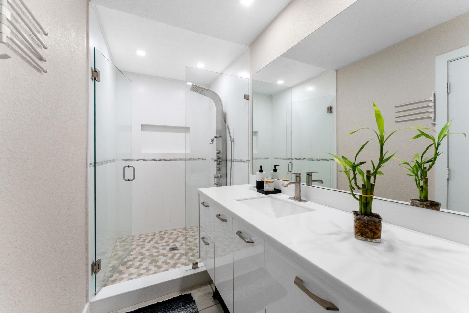 6411 Lake Clarke Drive, Lake Clarke Shores, FL 33406 Photo