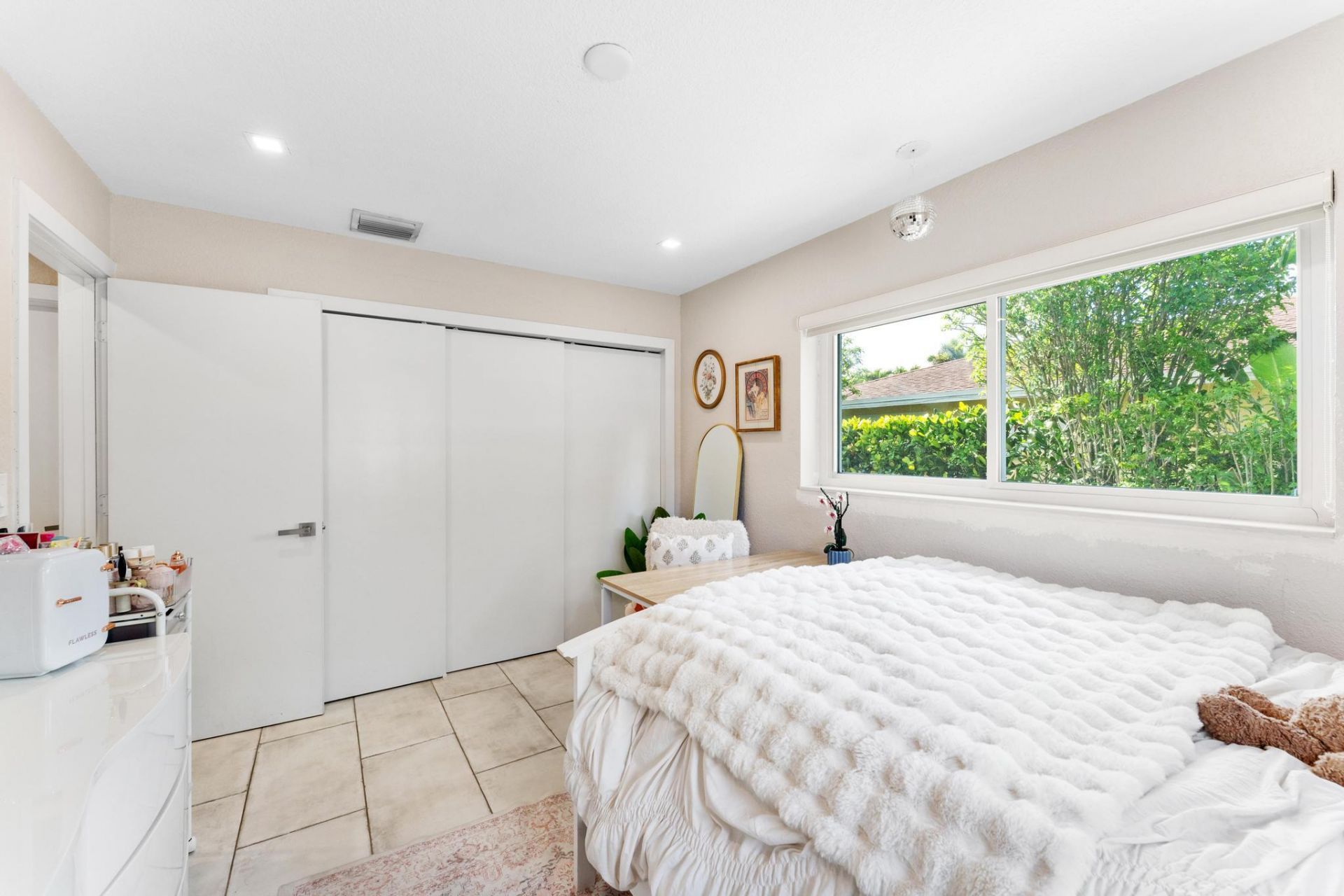 6411 Lake Clarke Drive, Lake Clarke Shores, FL 33406 Photo