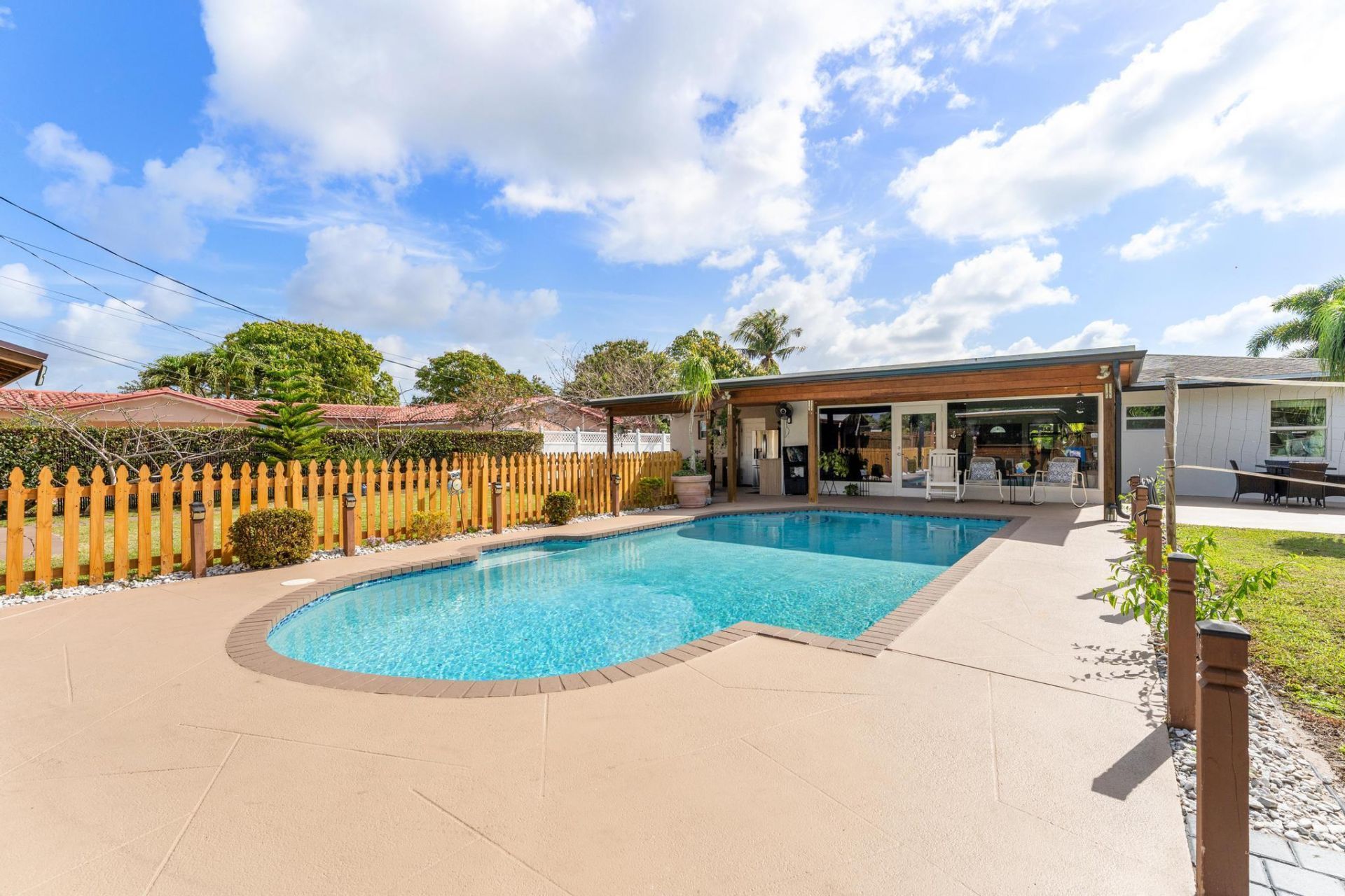 6411 Lake Clarke Drive, Lake Clarke Shores, FL 33406 Photo