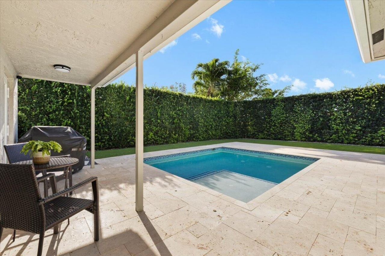 944 SW 1st Street, Boca Raton, FL 33486 Photo