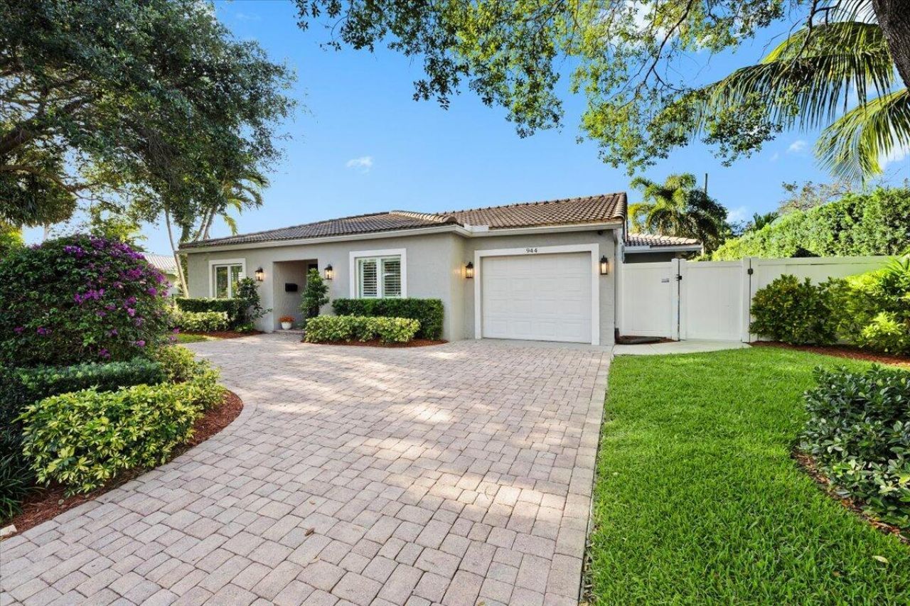 944 SW 1st Street, Boca Raton, FL 33486 Photo