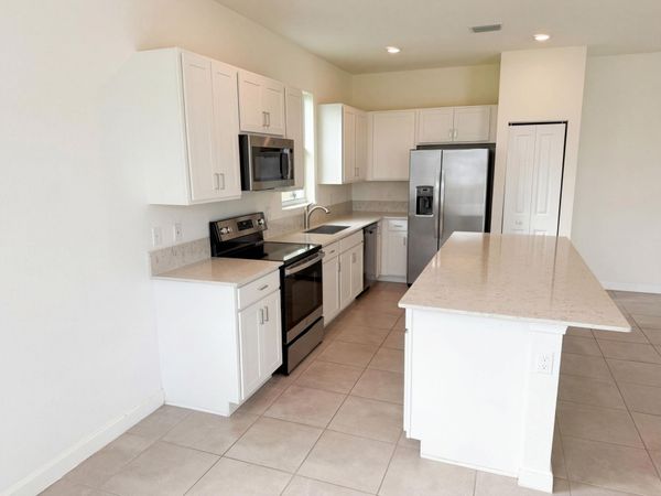 12473 NW Lynch Lane, Port Saint Lucie, FL 34987