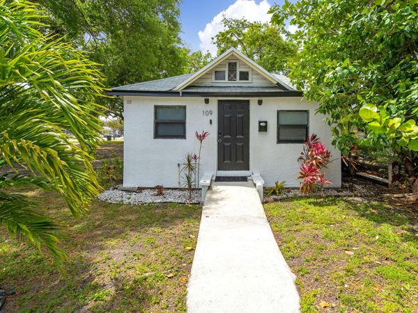 109 NW 7th Avenue, Dania Beach, FL 33004