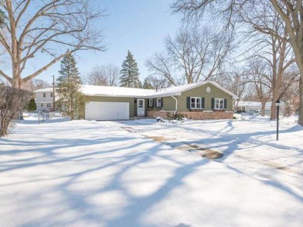 10032 Irwin Circle , Bloomington, MN 55437
