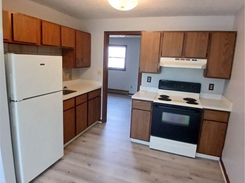 31 Elm Street, Unit B3, Struthers, OH 44471 Photo 5