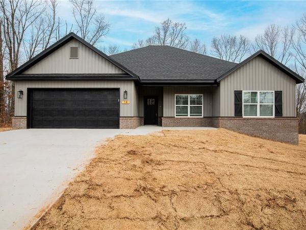 14 Kinloch Drive , Bella Vista, AR 72715