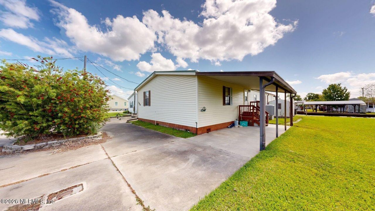 160 Moonlite Drive, Satsuma, FL 32189 Photo