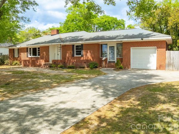 211 E Richland Street, Kershaw, SC 29067