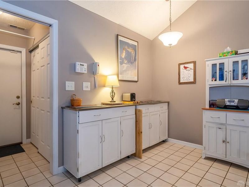 139 Edinburgh Village Drive, Centerville, OH 45458 Photo 12