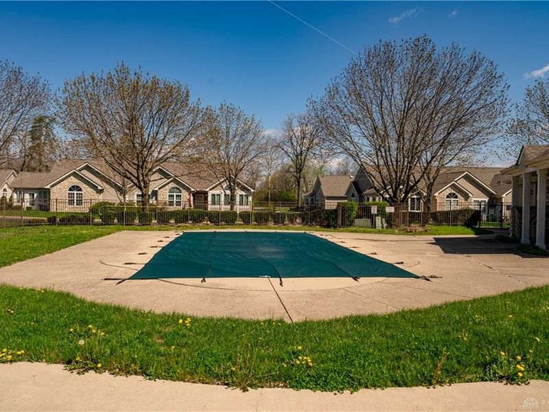 139 Edinburgh Village Drive, Centerville, OH 45458 Photo 33