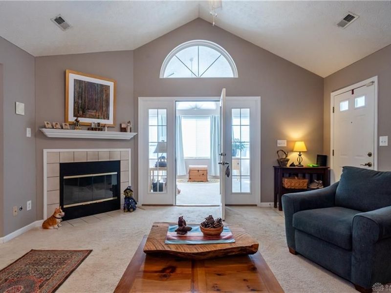 139 Edinburgh Village Drive, Centerville, OH 45458 Photo 6