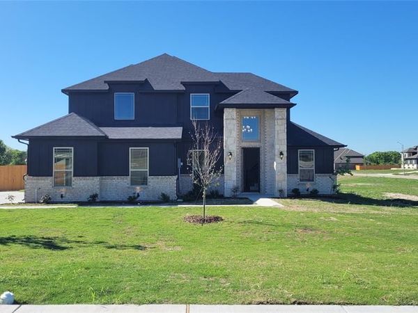 1808 Barrix Court, DeSoto, TX 75115