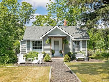 3630 ORCHARD LAKE #2 Road, West Bloomfield Twp, MI 48324