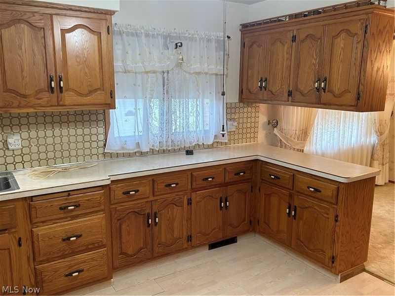 4716 Forest Edge Drive, Brooklyn, OH 44144 Photo 3