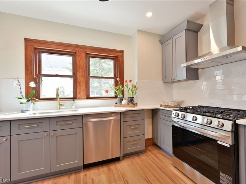 2163 Waterbury Road, Lakewood, OH 44107 Photo 15