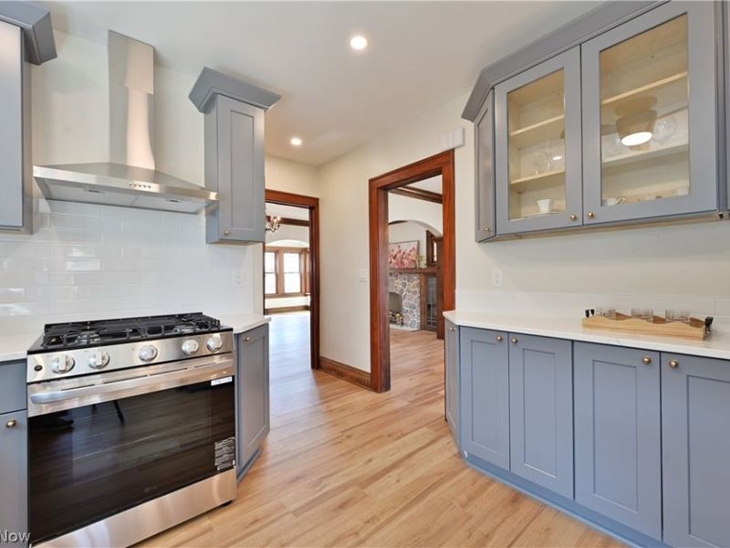 2163 Waterbury Road, Lakewood, OH 44107 Photo 16