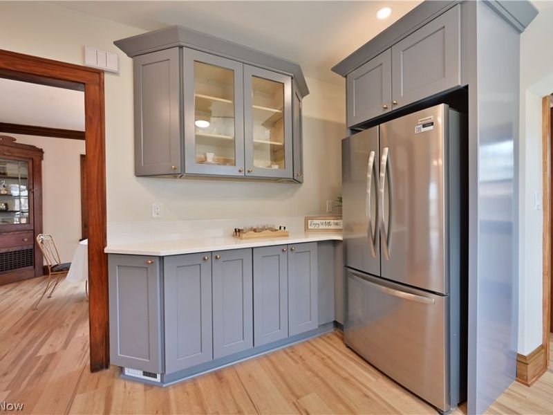 2163 Waterbury Road, Lakewood, OH 44107 Photo 20