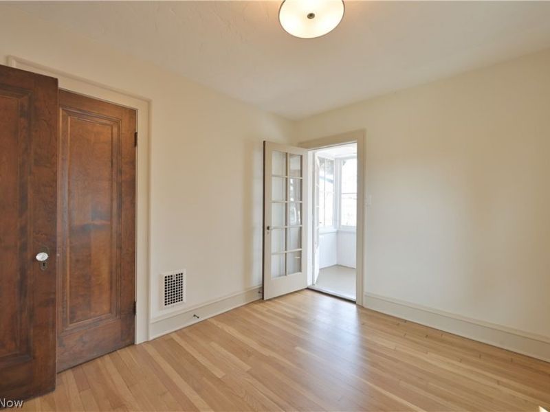 2163 Waterbury Road, Lakewood, OH 44107 Photo 23