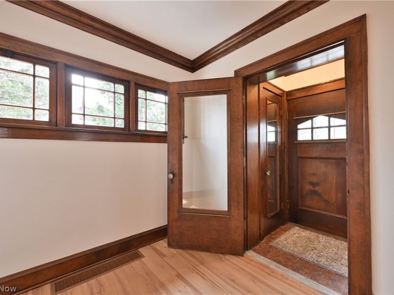 2163 Waterbury Road, Lakewood, OH 44107 Photo 3