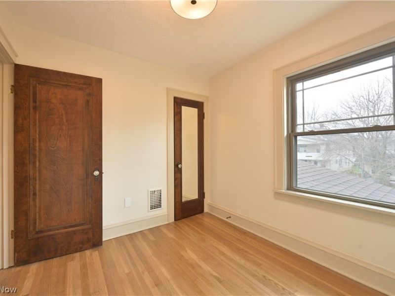 2163 Waterbury Road, Lakewood, OH 44107 Photo 30