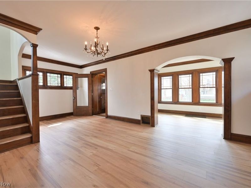 2163 Waterbury Road, Lakewood, OH 44107 Photo 4