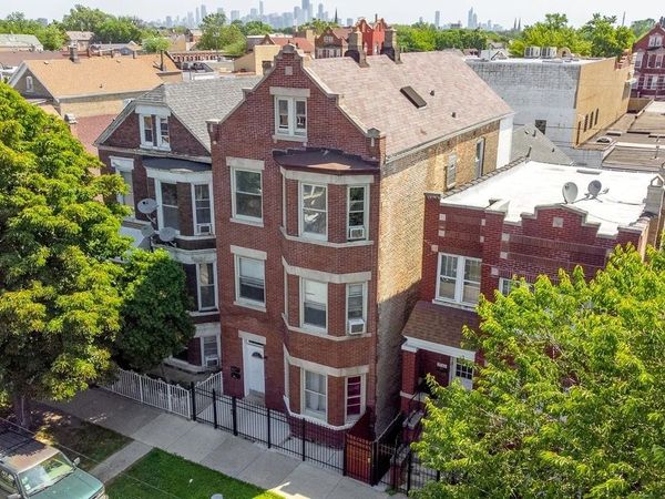 2539 S Sawyer Avenue , Chicago, IL 60623