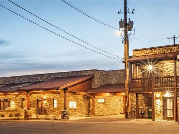 220 W MAIN STREET, Wautoma, WI 54982