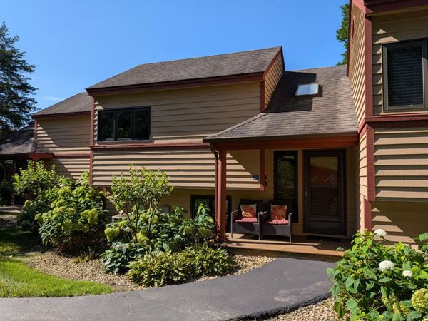 27 Spring Creek Lane, GALENA, IL 61036