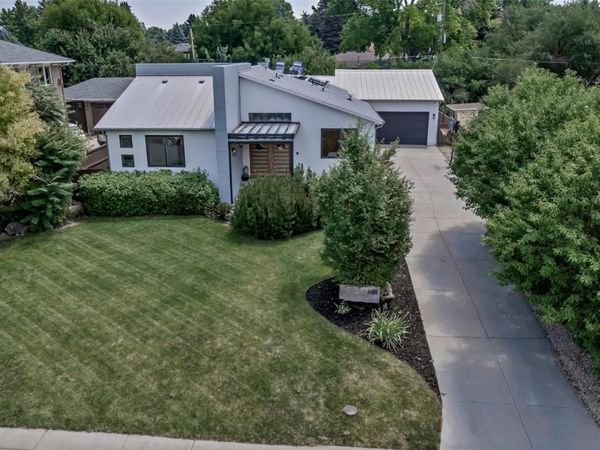 3460 S Bellaire Street , Denver, CO 80222