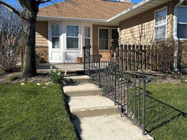 34 Theodore Drive , Coram, NY 11727