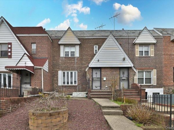 2003 35th Street , Astoria, NY 11105